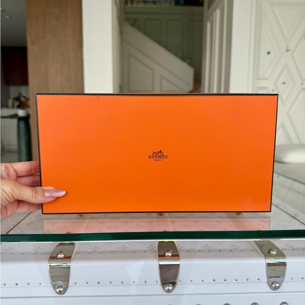 Hermès Empty Flat Gift Storage Box with Filling